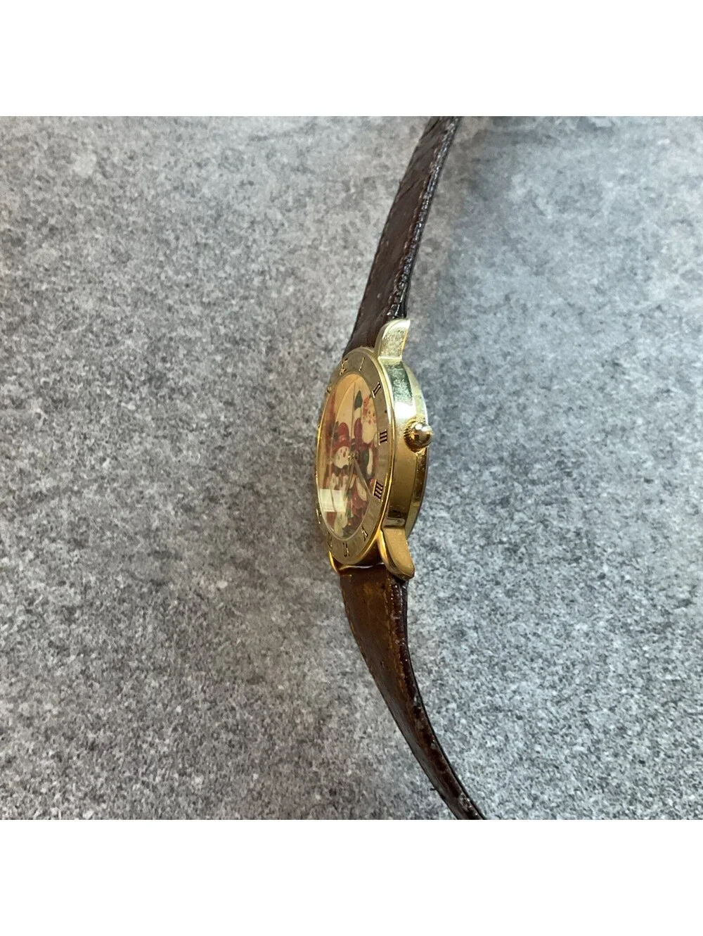 Vintage Milan Unisex Watch 32mm Gold Tone Case With Christmas Themed Dial B-H